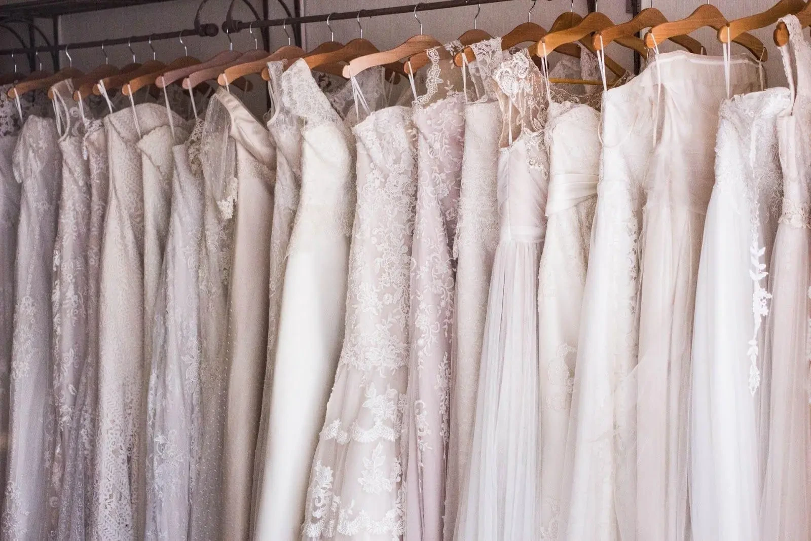 Five Benefits of Attending a Bridal Trunk Show. Desktop Image