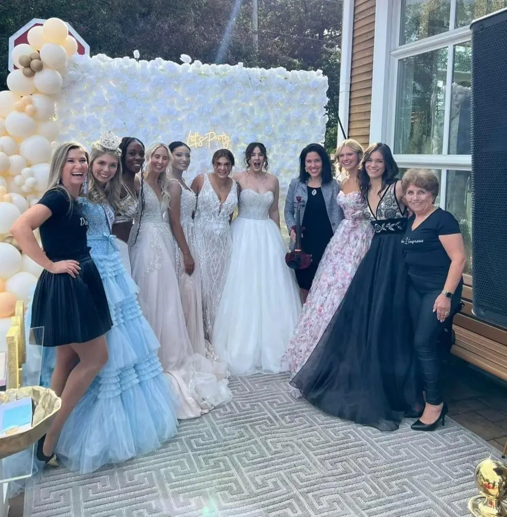 Dress 2 Impress 10th Anniversary Celebration. Desktop Image