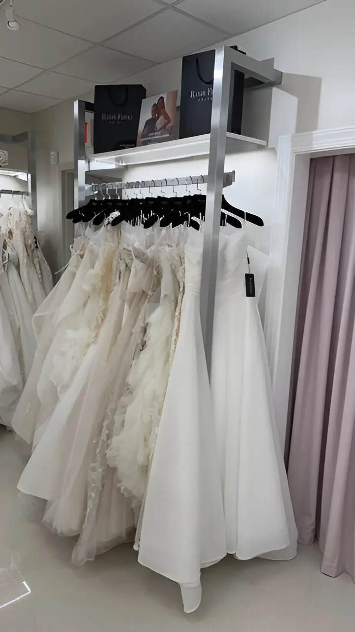 Location Cherry Hill | Dress 2 Impress