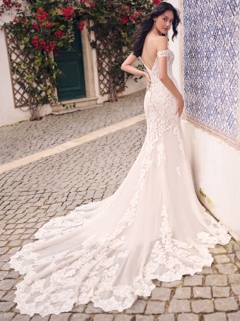 Maggie Sottero Fiona Royale #1 default All Ivory thumbnail
