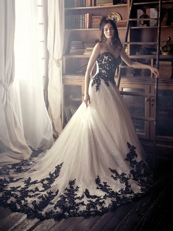 Maggie Sottero Tristyn #4 All Ivory thumbnail