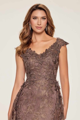 Ivonne D ID801 #4 Cocoa English Rose Navy Aqua thumbnail