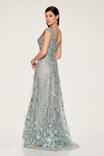 Ivonne D ID807 #1 default Aqua thumbnail