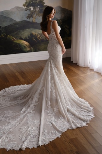 Martin Thornburg MT8113 Tabitha #1 default Ivory Almond thumbnail