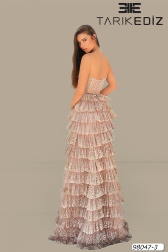 Tarik Ediz 98047 #1 default Gold thumbnail