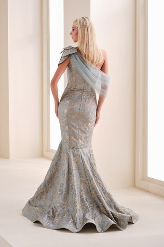 Ivonne D ID1201 #4 default Aqua thumbnail